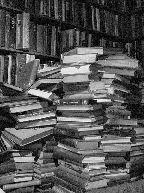 Y TÚ, ¿QUÉ LEES EN OTOÑO? Y TÚ, ¿QUÉ LEES EN OTOÑO?