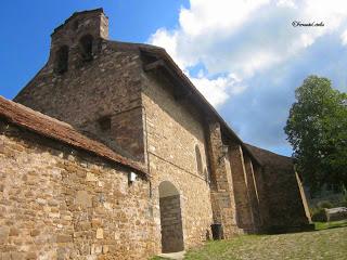 Ermita de Hecho, Pirineo aragonés, Polidas chamineras