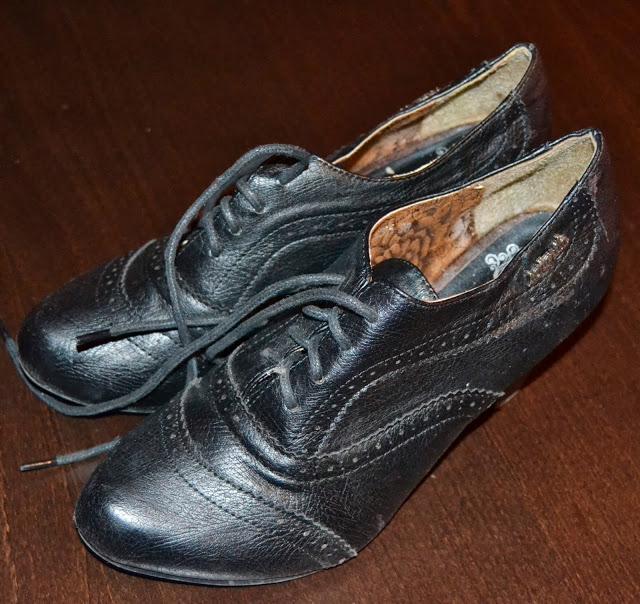 Zapatitos....zapatitos. Zapatitos....zapatitos.