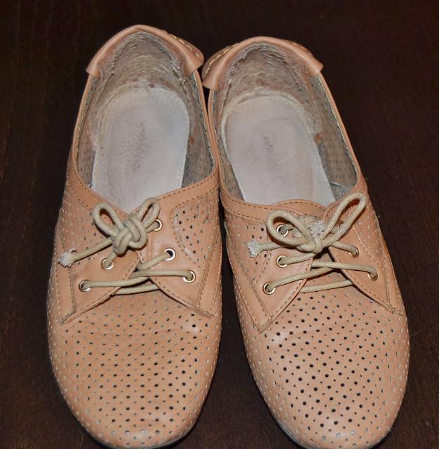 Zapatitos....zapatitos. Zapatitos....zapatitos.