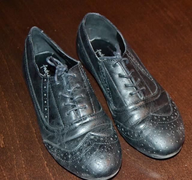 Zapatitos....zapatitos. Zapatitos....zapatitos.