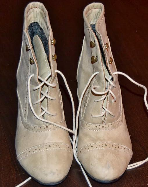 Zapatitos....zapatitos. Zapatitos....zapatitos.