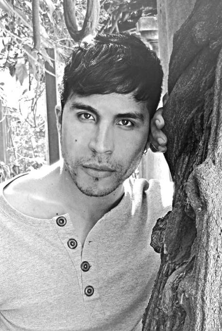 Andrés Pérez Avalos, la moda no es solo cosa de mujeres. Andrés Pérez Avalos, la moda no es solo cosa de mujeres.