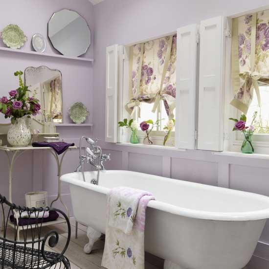 Cuartos de baño en color lila