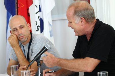 Miradas inquietas, objetivas Miradas inquietas, objetivas