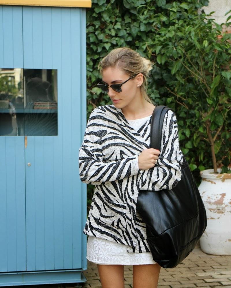 Casual Look Casual Look