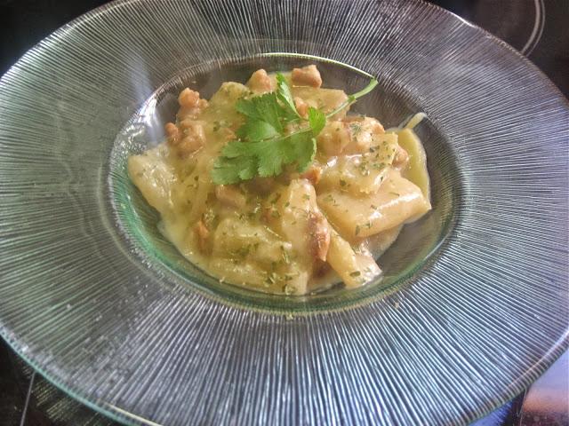 CARDOS CON NUECES CARDOS CON NUECES