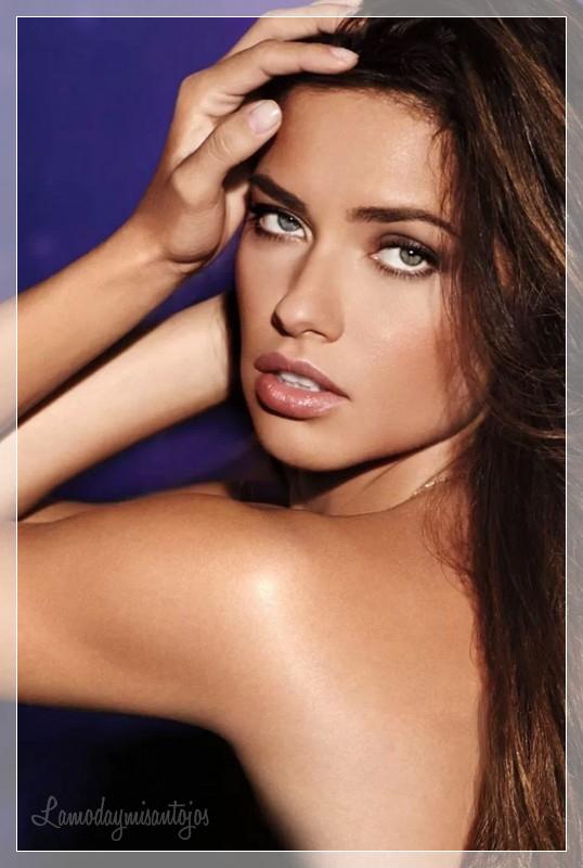 NUEVO PERFUME DE VICTORIA’S SECRET CON ADRIANA LIMA Adriana-Lima-for-Victorias-Secret-Night-Fragrance-Campaign-2-688x1024-1