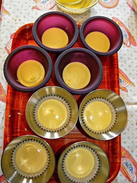 Oreos bañadas en chocolate blanco y decoradas con chocotransfer para Halloween Oreos bañadas en chocolate blanco y decoradas con chocotransfer para Halloween