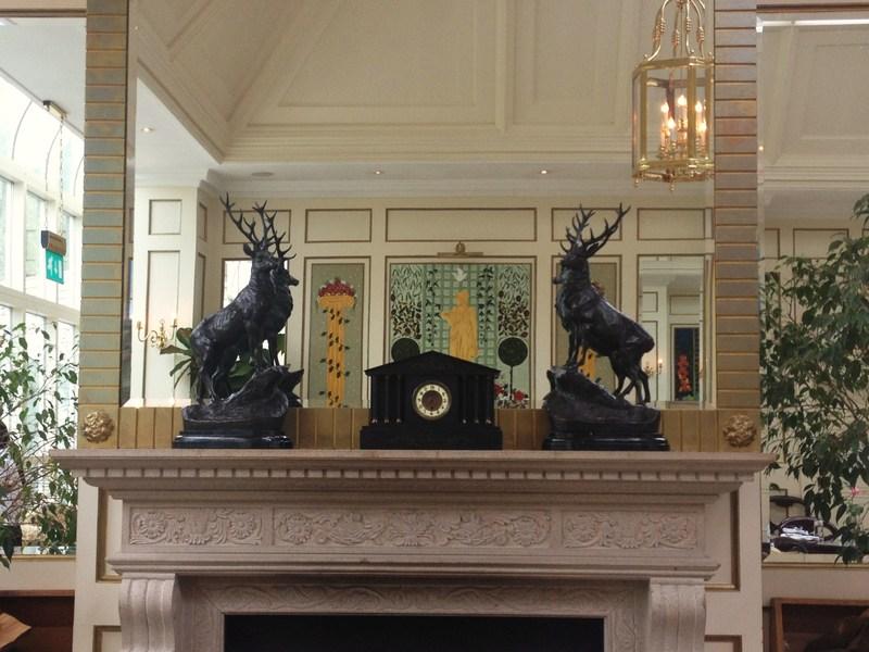 The making of a fashion shoot Image Hosted by ImageShack.us