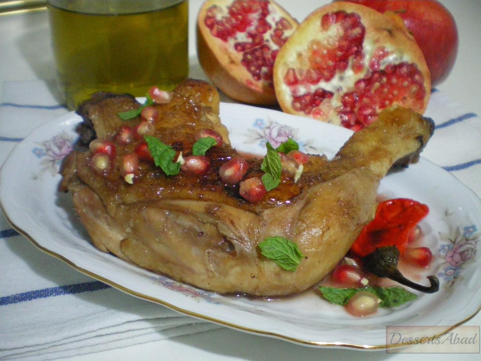 Muslo de pollo con salsa de granada Muslo de pollo con salsa de granada