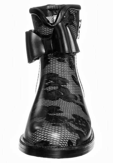 Singing in the rain Singing in the rain