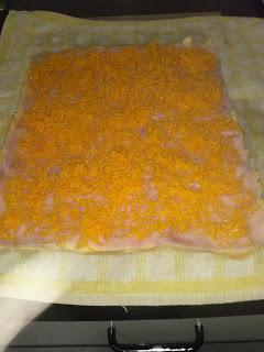 BRAZO GITANO DE JAMÓN YORK Y HUEVO HILADO BRAZO GITANO DE JAMÓN YORK Y HUEVO HILADO