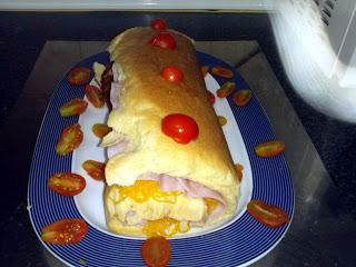 BRAZO GITANO DE JAMÓN YORK Y HUEVO HILADO BRAZO GITANO DE JAMÓN YORK Y HUEVO HILADO