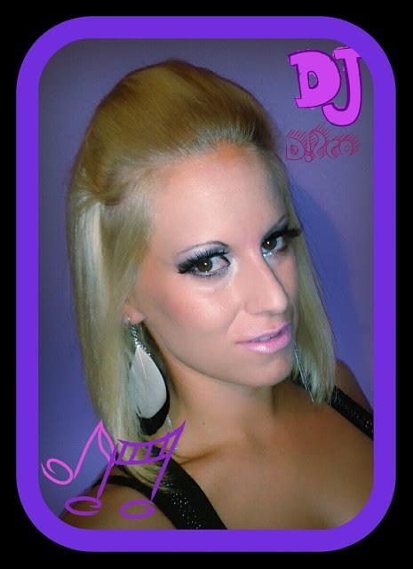 LOOK DISCO QUEEN LOOK DISCO QUEEN