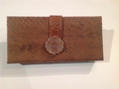 Clutch en serpiente - realizado a mano Clutch en serpiente - realizado a mano