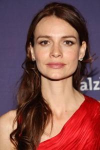 Saffron Burrows será Victoria Hand en Agents of S.H.I.E.L.D. Saffron Burrows