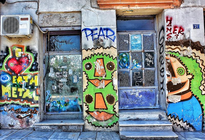 Graffittis de Atenas: color y creatividad en tiempos difíciles Graffittis de Atenas: color y creatividad en tiempos difíciles