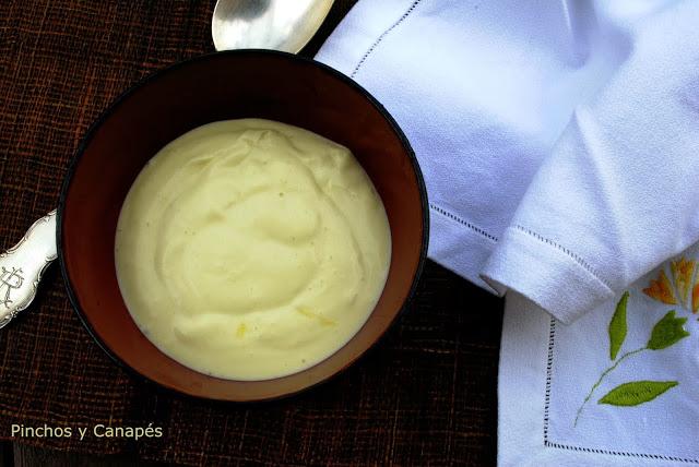 SALSA DE YOGUR CON ACEITE Y PALMITOS. COSAS QUE SALEN DE CASUALIDAD. SALSA DE YOGUR CON ACEITE Y PALMITOS. COSAS QUE SALEN DE CASUALIDAD.
