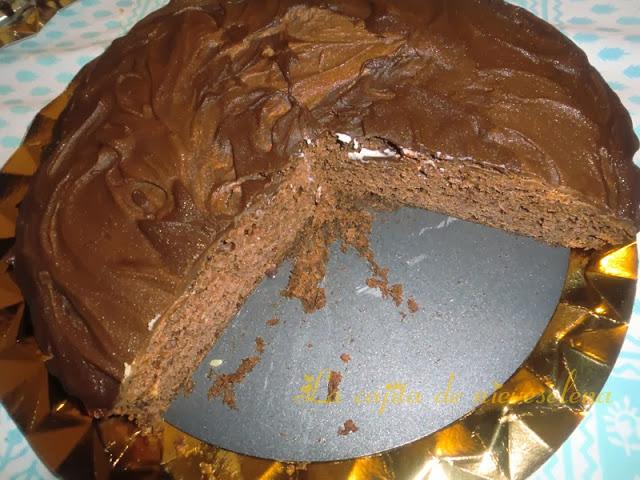 Tarta de vino y tres chocolates Tarta de vino y tres chocolates