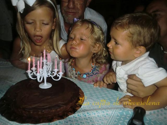 Tarta de vino y tres chocolates Tarta de vino y tres chocolates