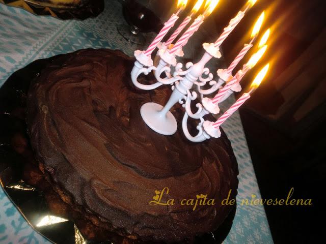 Tarta de vino y tres chocolates Tarta de vino y tres chocolates