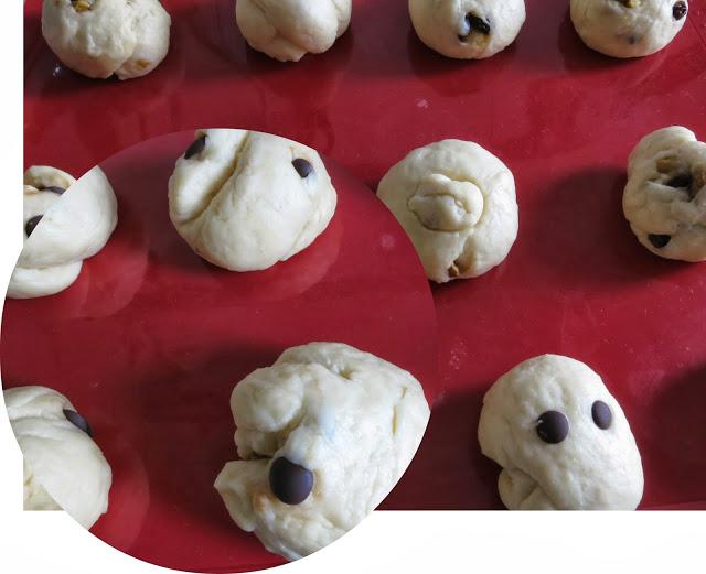 bollitos antes de la 2ª fermentación o levado Bollitos de leche