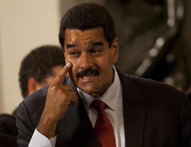 Chavistas gastan mientras Venezuela muere de hambre