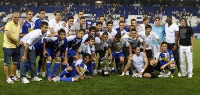 SONRISAS Y DESPEDIDAS PERICAS... SONRISAS Y DESPEDIDAS PERICAS...