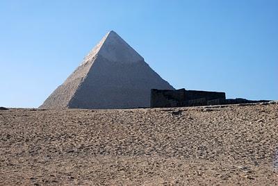 Un Paseo por la Cultura del Nilo. Parte 1: Junto al Aleph de Jorge L. Borges Un Paseo por la Cultura del Nilo. Parte 1: Junto al Aleph de Jorge L. Borges