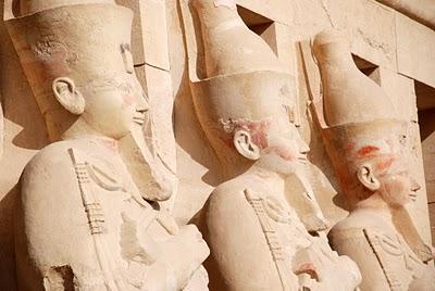 Un Paseo por la Cultura del Nilo. Parte 2: EL Egiptólogo de Christian Jacq Un Paseo por la Cultura del Nilo. Parte 2: EL Egiptólogo de Christian Jacq