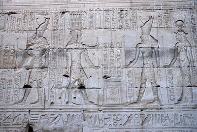 Un Paseo por la Cultura del Nilo. Parte 2: EL Egiptólogo de Christian Jacq Un Paseo por la Cultura del Nilo. Parte 2: EL Egiptólogo de Christian Jacq