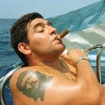 Maradona en Cuba Armamando Maradona