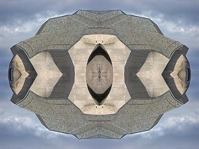 DANGER, DANGER!!! Arquitectos en el Espacio!!! (El Juego de los 2 Espejos) DANGER, DANGER!!! Arquitectos en el Espacio!!! (El Juego de los 2 Espejos)