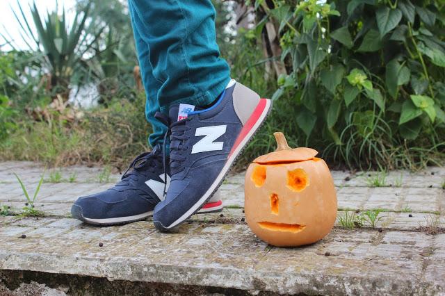 Collar con nombre: Anna by Rosa Bisbe Collar con nombre: Anna by Rosa Bisbe