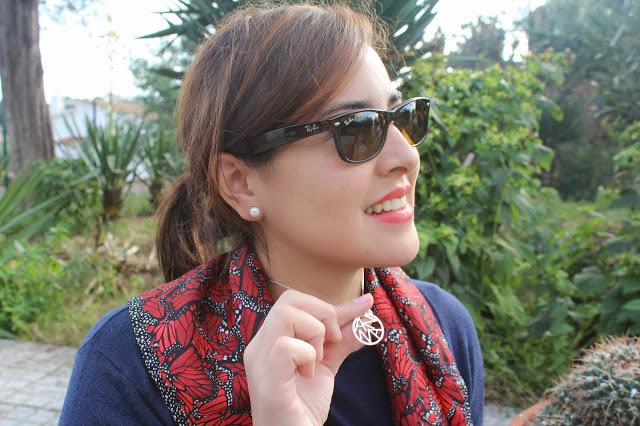 Collar con nombre: Anna by Rosa Bisbe Collar con nombre: Anna by Rosa Bisbe