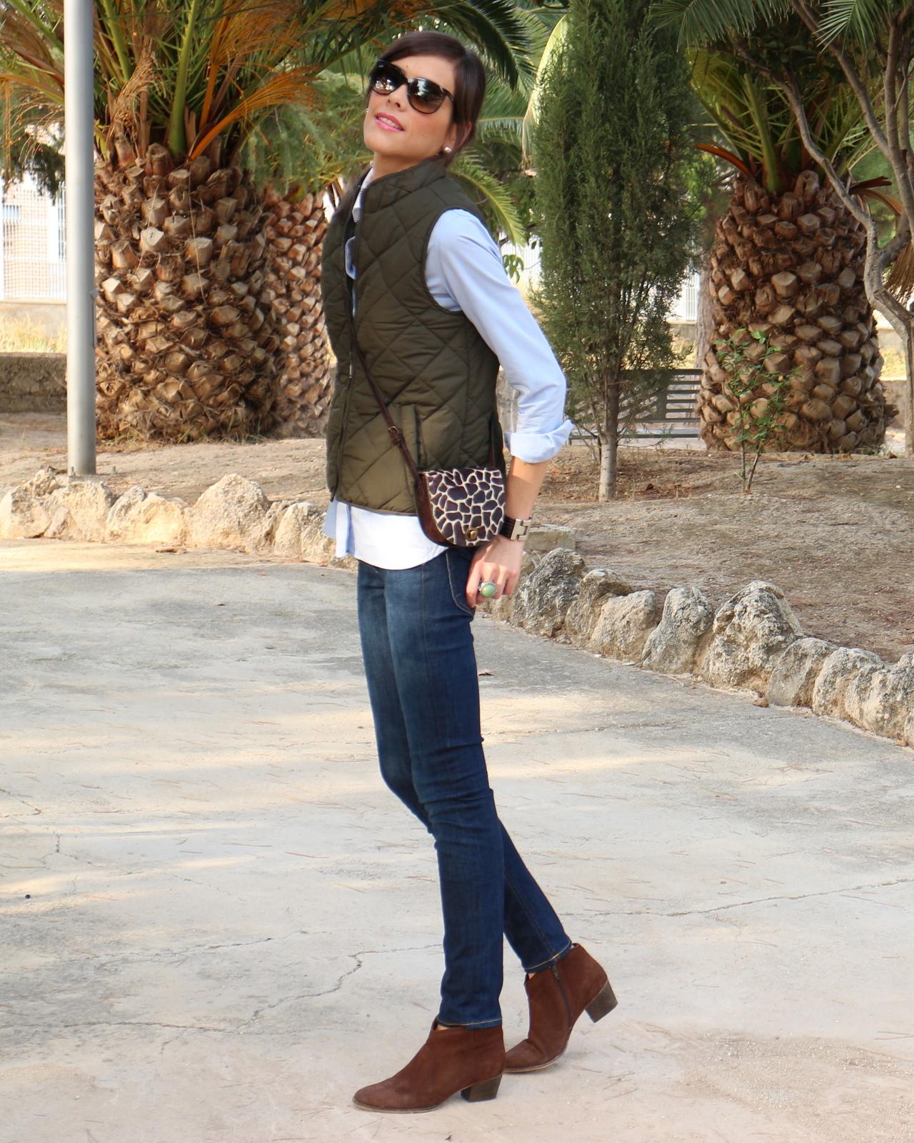 Chaleco + Botines Image Hosted by ImageShack.us