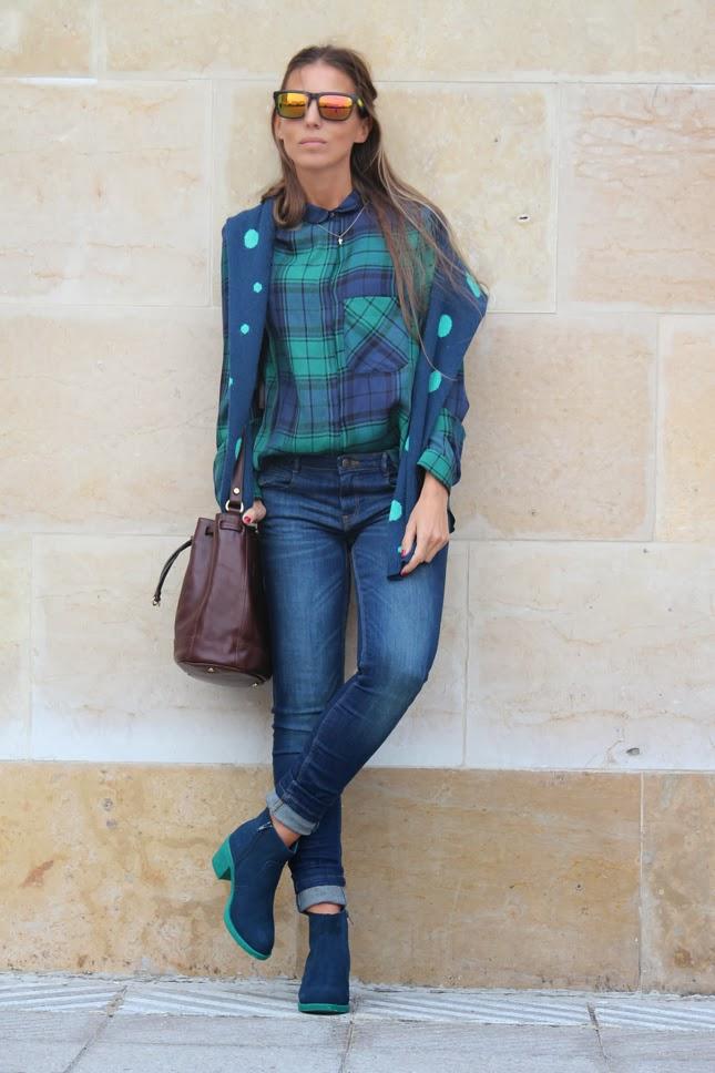 A L L I N B L U E A L L I N B L U E