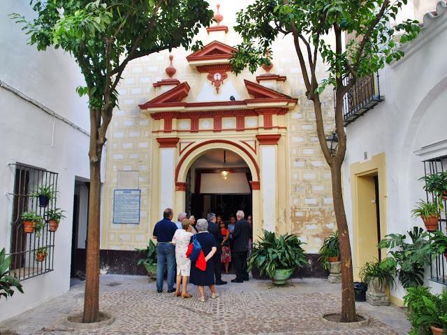 El Oratorio de la Escuela de Cristo (1): la entrada.