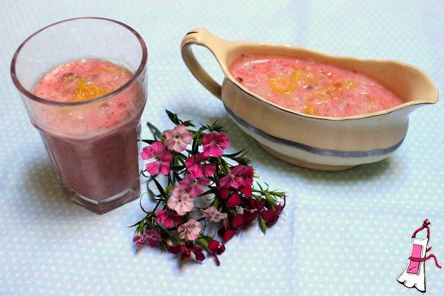 Smoothie (batido) de frutilla y banana + resultado (tardío) del sorteo! Smoothie (batido) de frutilla y banana + resultado (tardío) del sorteo!