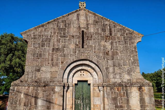 Iglesia románica de Santa Eulalia de Arnoso en Vila Nova de Famalicao