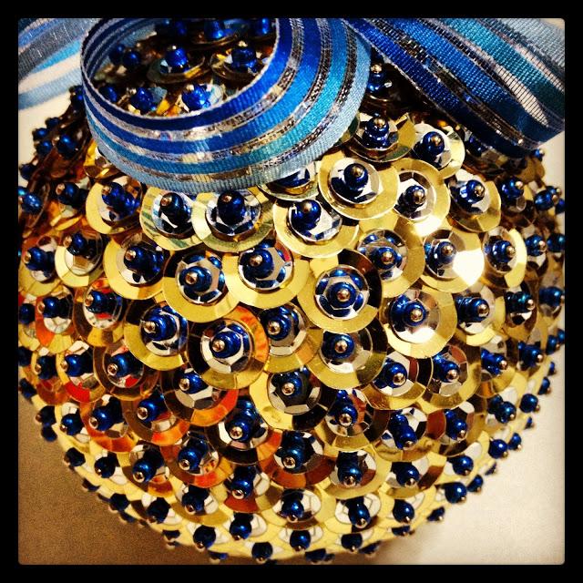 MUÑECOS DE NIEVE (RECICLANDO CALCETINES) MUÑECOS DE NIEVE (RECICLANDO CALCETINES)