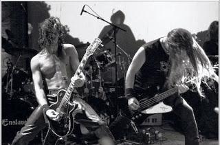 PRIMEROS ACERCAMIENTOS A ENSLAVED PRIMEROS ACERCAMIENTOS A ENSLAVED