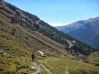 Circular por la Vall de Núria: Núria - Coll d'Eina - Pic d'Eina - Pic de Noufonts - Coll de Noufonts - Núria Circular por la Vall de Núria: Núria - Coll d'Eina - Pic d'Eina - Pic de Noufonts - Coll de Noufonts - Núria