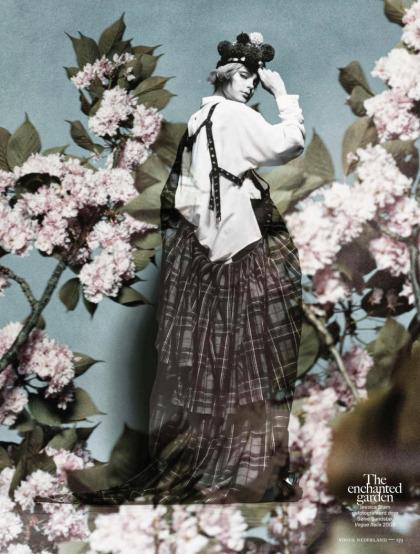 Vogue Netherlands November 2013 vogue-netherlands-november-2013-flower-bomb-1