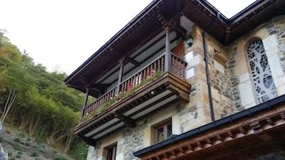 Un restaurante en el corazón de Liébana. Un restaurante en el corazón de Liébana.