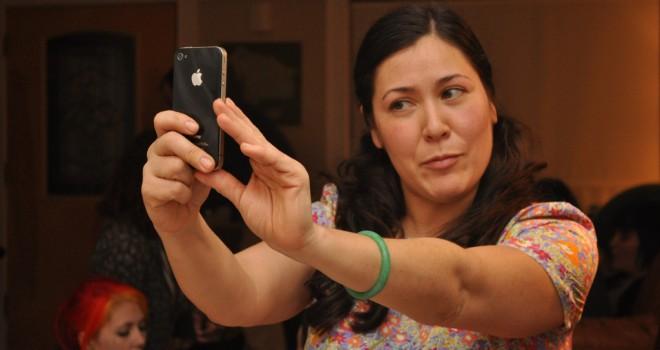 Periodistas perderán acreditación si toman fotos con celulares en los Juegos Olímpicos