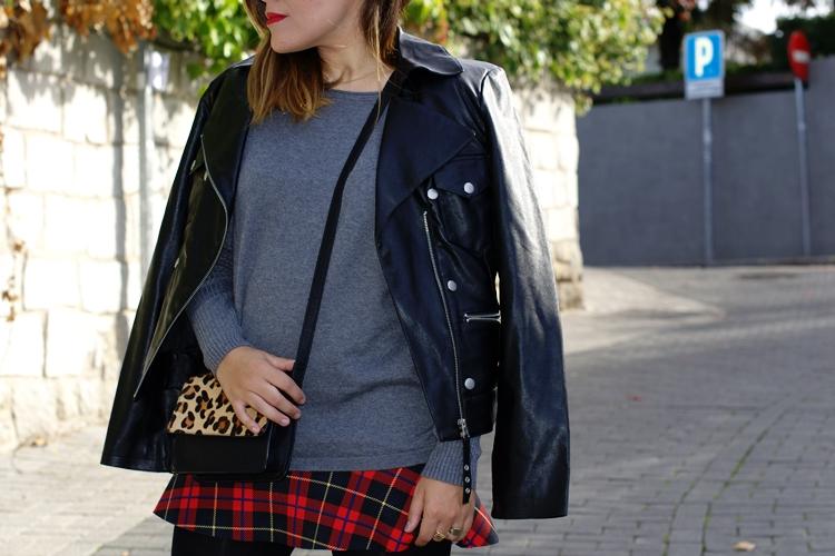 Checked & Leo tartan_skirt_streetstyle_look_2