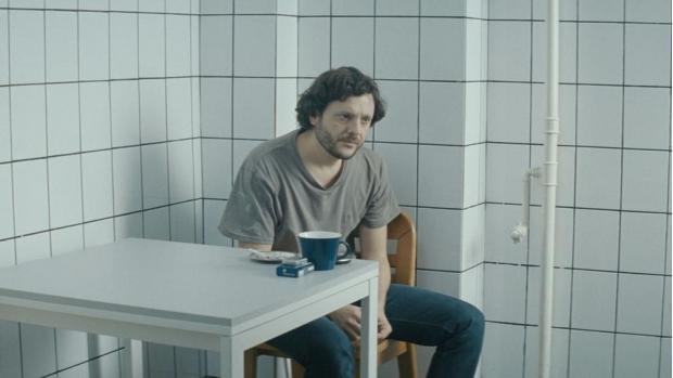 When Evening Falls on Bucharest or Metabolism, gente de cine poco interesante When Evening Falls on Bucharest or Metabolism