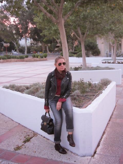 LOOK273-13.11.20137:30BÁSICO : CAZADORA PERFECTO ¡¡Hola a... LOOK273-13.11.20137:30BÁSICO : CAZADORA PERFECTO ¡¡Hola a...